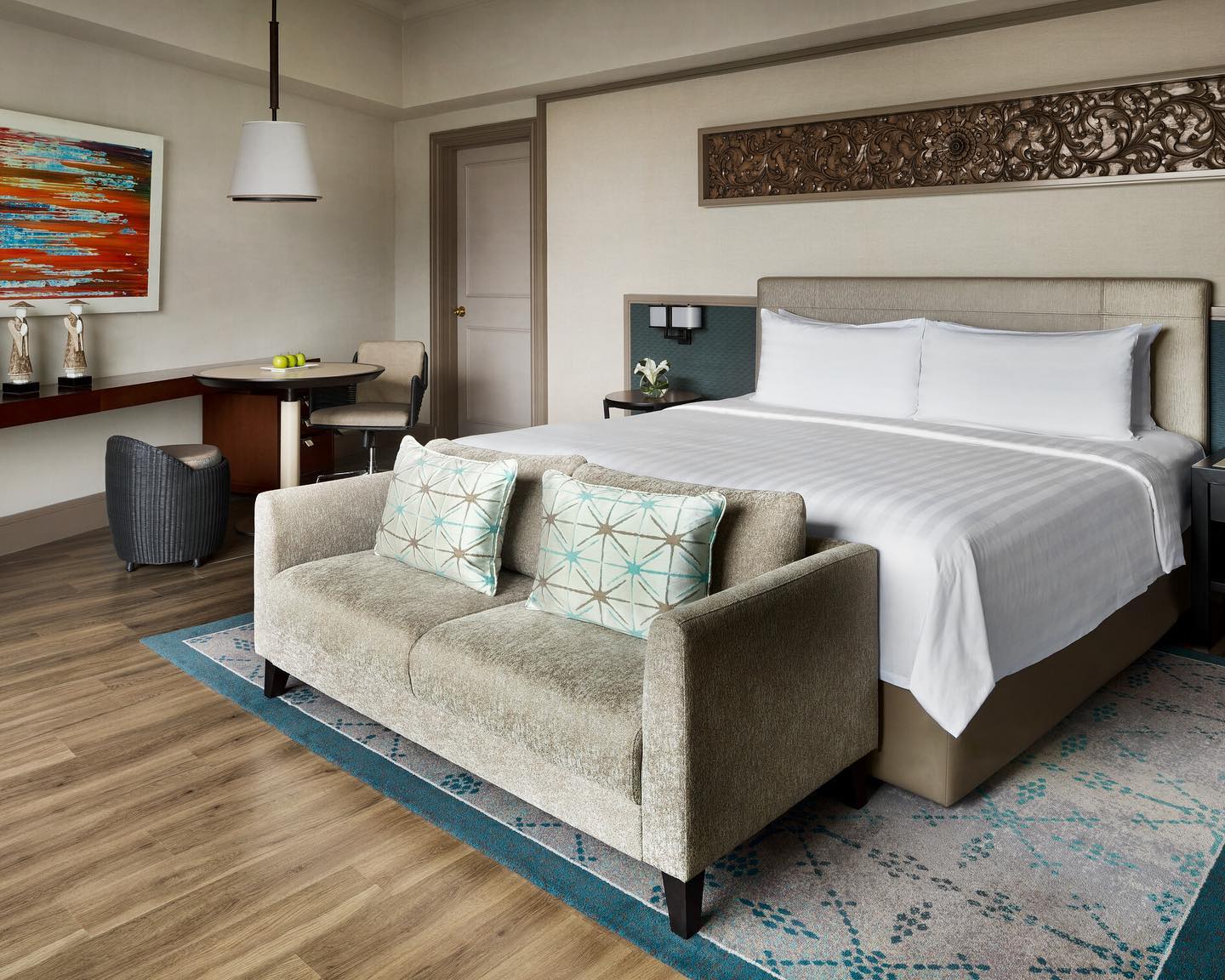 Shangri La Hotel Surabaya, Akomodasi Bintang Lima Yang Memanjakan Tamunya Dengan Kemewahan 3