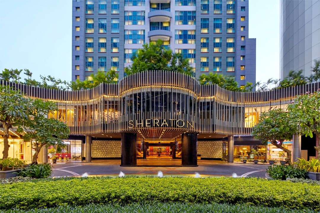 Sheraton Hotel Surabaya, Akomodasi Mewah di Pusat Kota Yang Terhubung Dengan Mall Tunjungan Plaza 1 Sheraton Hotel Surabaya, Akomodasi Mewah di Pusat Kota Yang Terhubung Dengan Mall Tunjungan Plaza 1