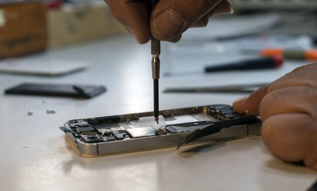 10 Daftar Jasa Service Iphone di Kediri Yang Bisa Jadi Pilihan Untuk Memperbaiki Ponsel Kesayanganmu 4 10 Daftar Jasa Service Iphone di Kediri Yang Bisa Jadi Pilihan Untuk Memperbaiki Ponsel Kesayanganmu 4