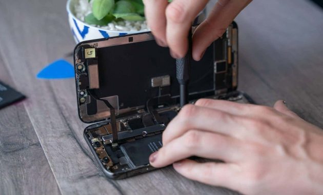 10 Jasa Tempat Service iPhone di Kota Malang Dengan Pelayanan Terbaik dan Harga Terjangkau 9 10 Jasa Tempat Service iPhone di Kota Malang Dengan Pelayanan Terbaik dan Harga Terjangkau 8