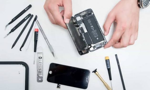 10 Penyedia Jasa Tukang Service iPhone Terbaik di Surabaya Dengan Harga Mulai 50 Ribu Saja 4 10 Penyedia Jasa Tukang Service iPhone Terbaik di Surabaya Dengan Harga Mulai 50 Ribu Saja