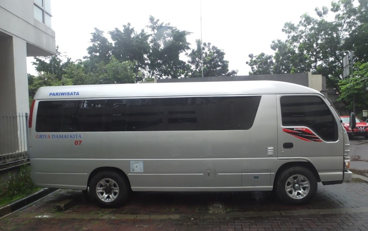 10 Rental Mobil Menteng, Harga Sewa Termurah Rp450.000 9