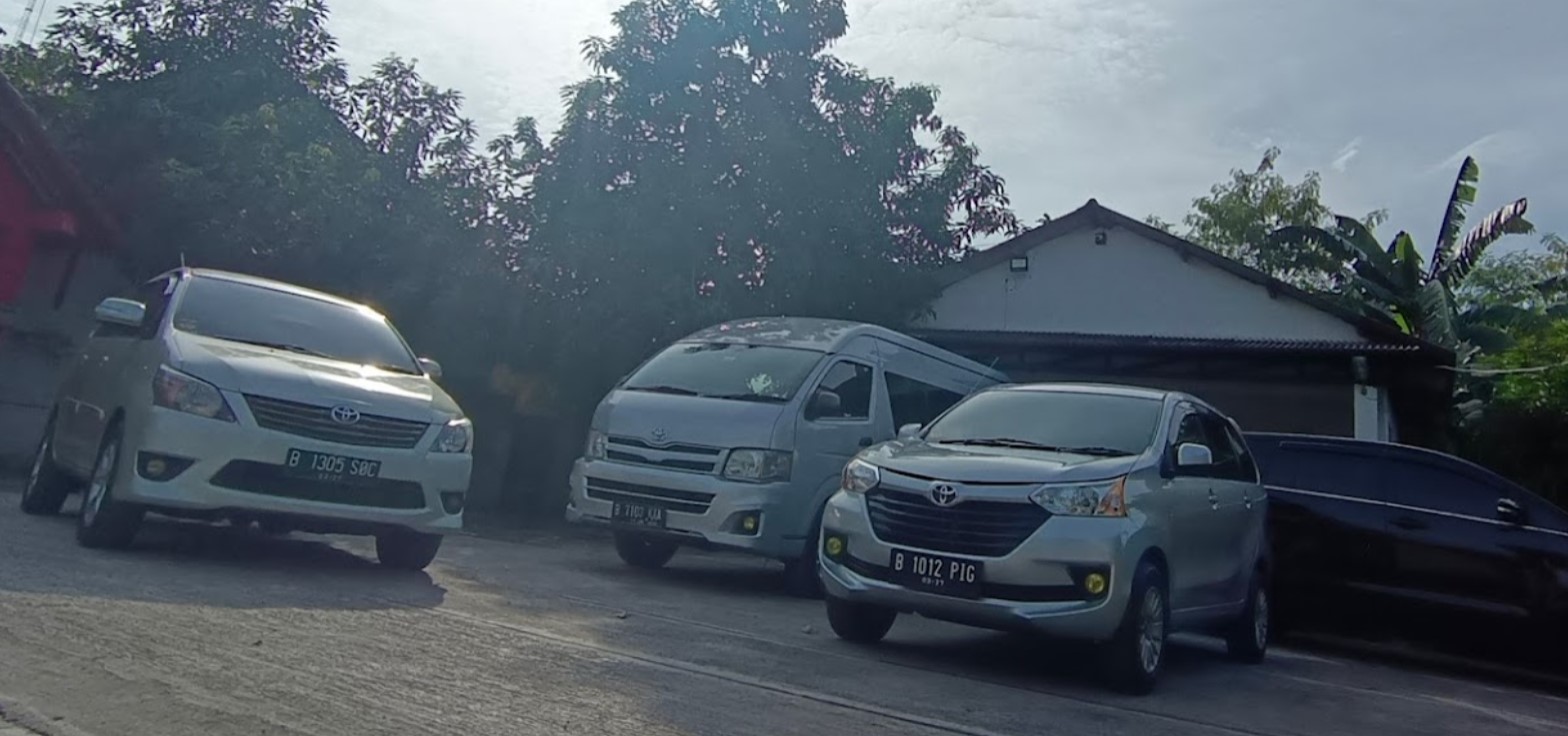 10 Rental Mobil Pekayon Bekasi, Harga Murah Rp150.000 9