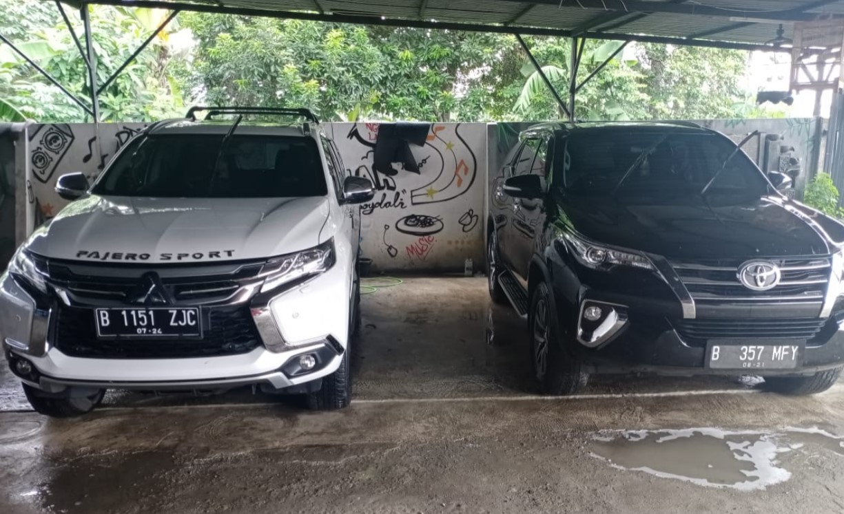 10 Rental Mobil Ciracas Murah, No 2 Sedia Wedding Car 1500K
