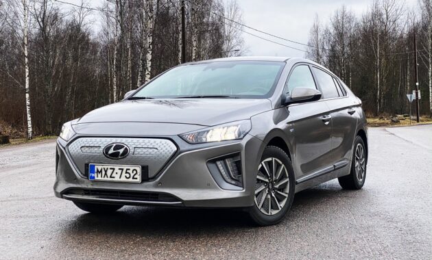 Rental Mobil Menganti