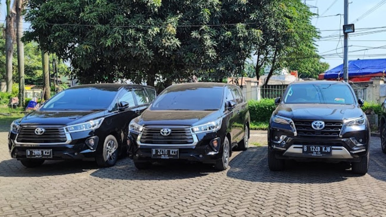 10 Rental Mobil Cipondoh Tangerang Lepas Kunci 350K Murah 1