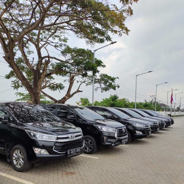 10 Rental Mobil Pluit Lepas Kunci, Harga Murah 350K 4 10 Rental Mobil Pluit Lepas Kunci, Harga Murah 350K 3