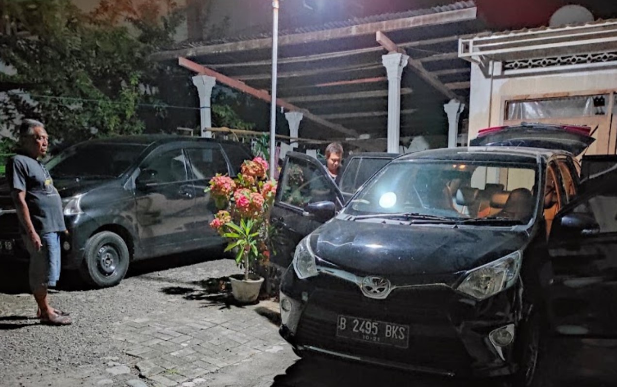 10 Rental Mobil Magetan Lepas Kunci, Harga Pick Up 250K 8 10 Rental Mobil Magetan Lepas Kunci, Harga Pick Up 250K 7