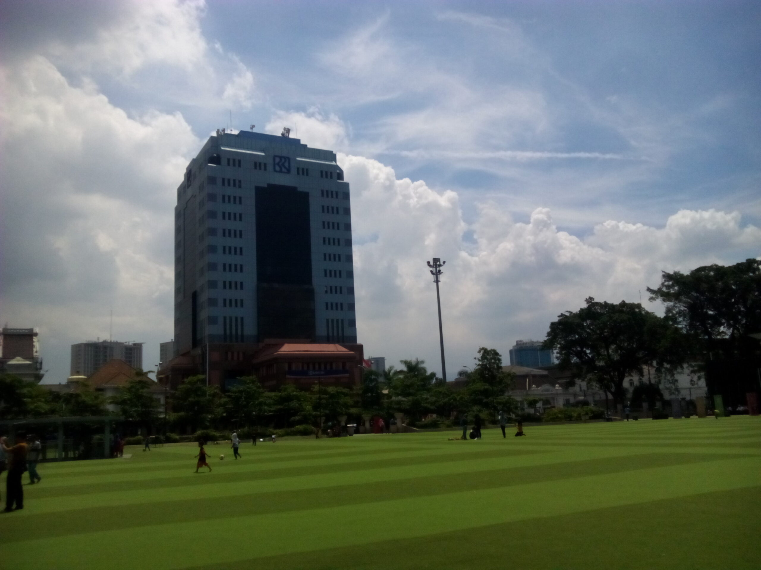 Alun-Alun Bandung untuk keluarga