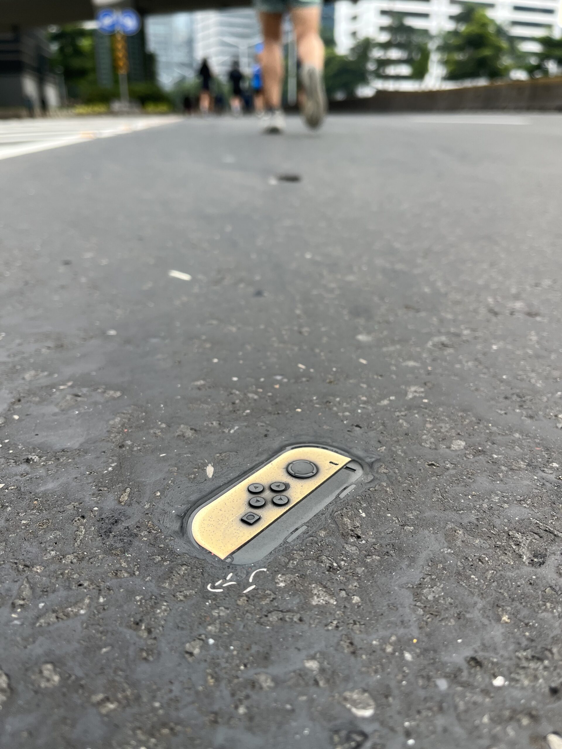 Aktivitas pagi di kawasan Sudirman Jakarta