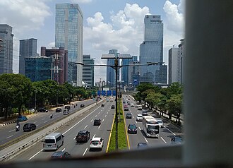 Akses jalan menuju Jakarta Timur saat akhir pekan